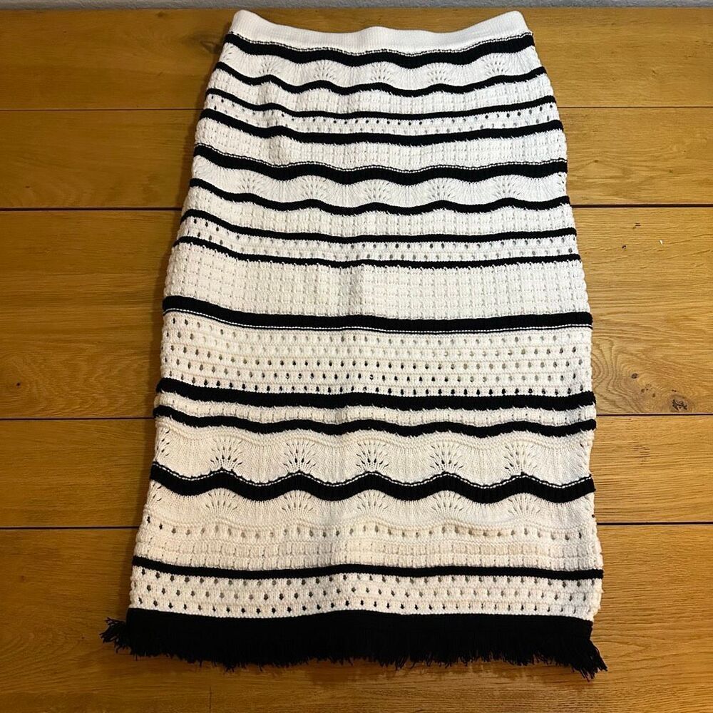 House of Harlow 1960 knit skirt fringe black and white pencil large sweater